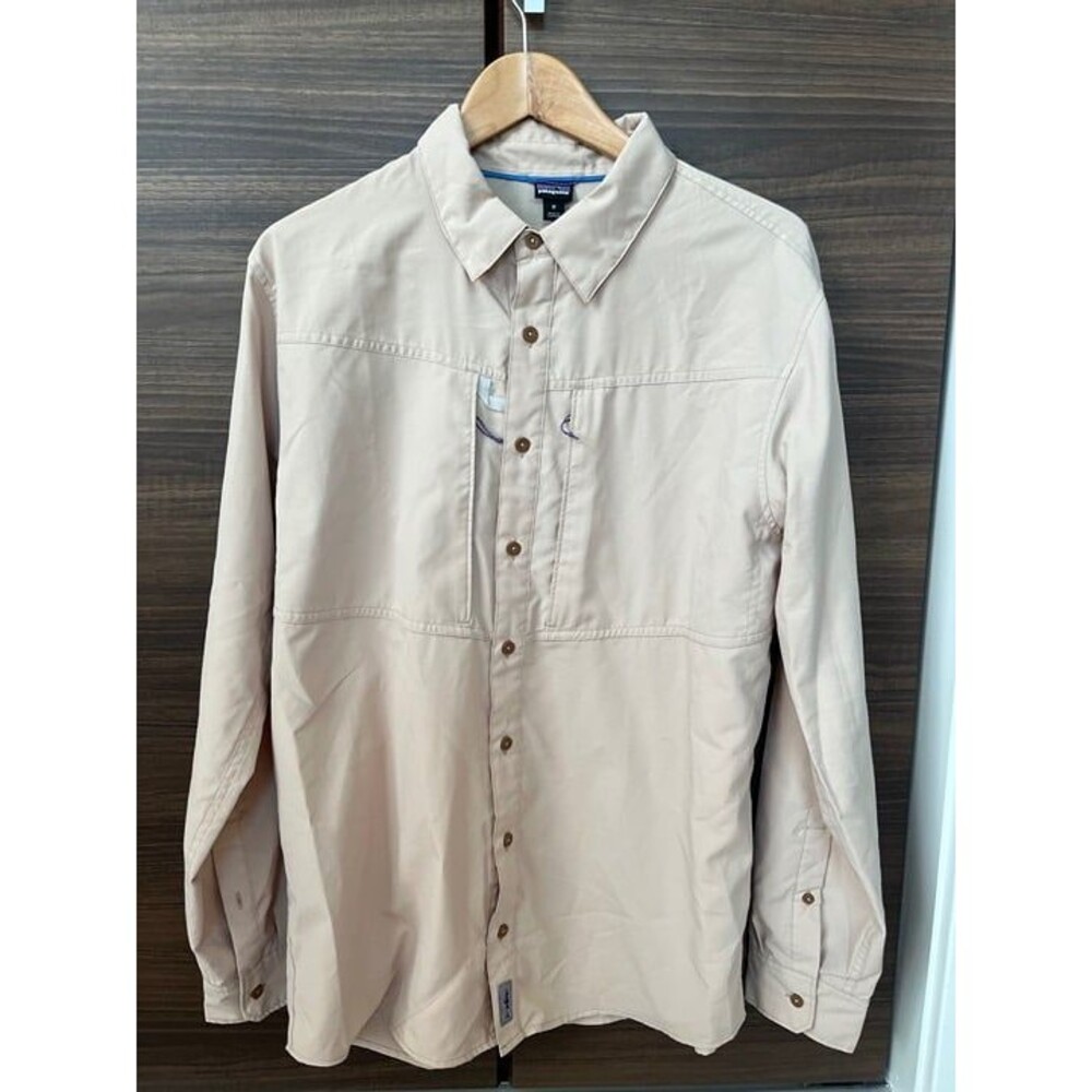 Patagonia Sun Shirt Probably Sol Patrol model -- Men's -- Like New